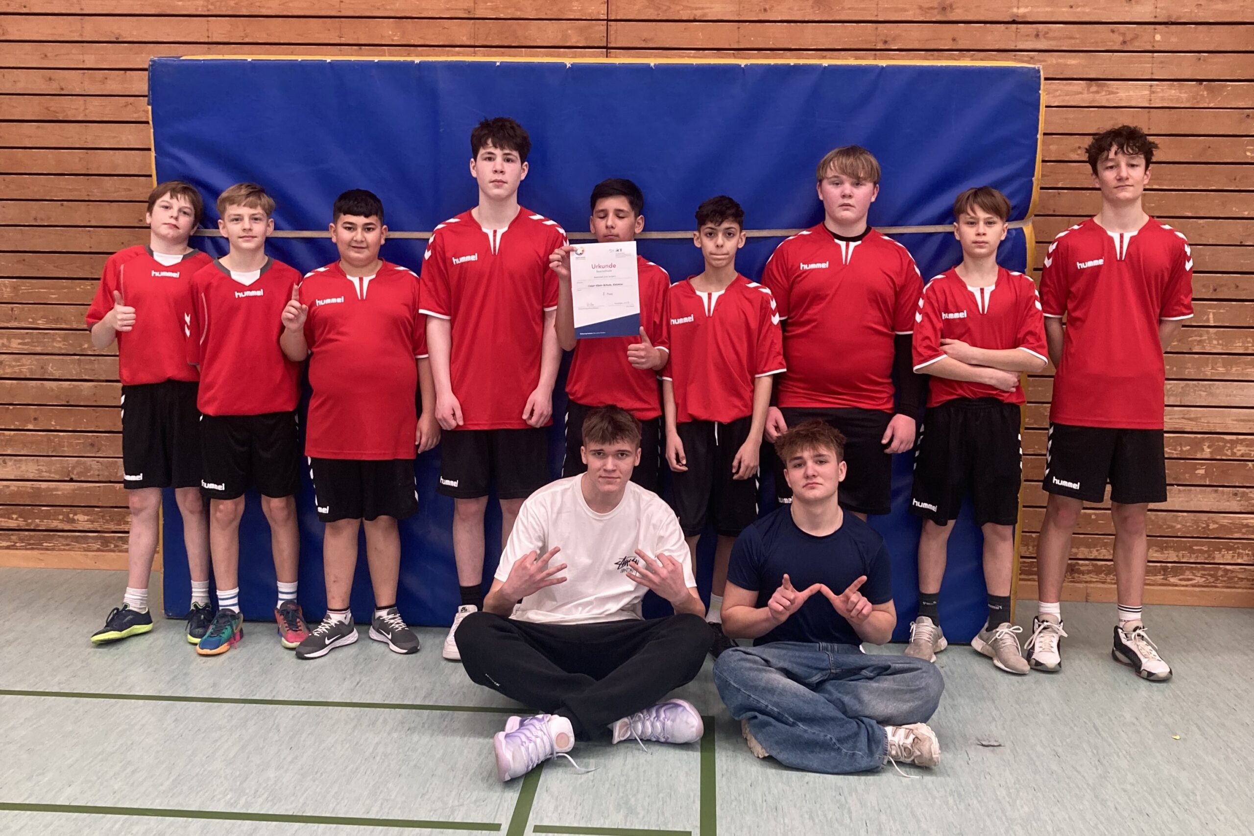 U16 Jungen im Bezirksfinale Jugend trainiert Basketball