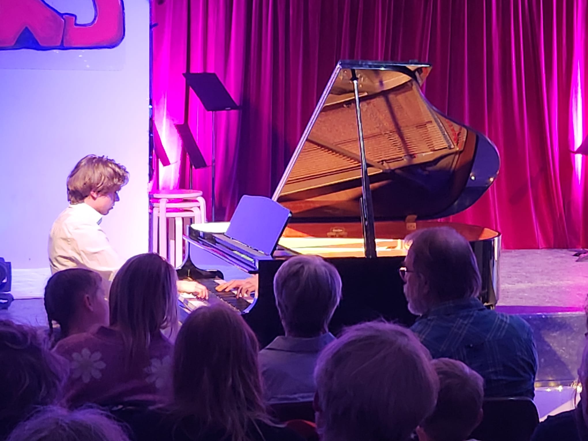 Erfolgreiches 8. Flügelkonzert an der Cesar-Klein-Schule